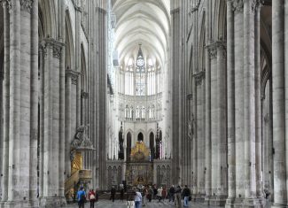 Land of cathedrals: the most emblematic places of worship to visit in Picardy